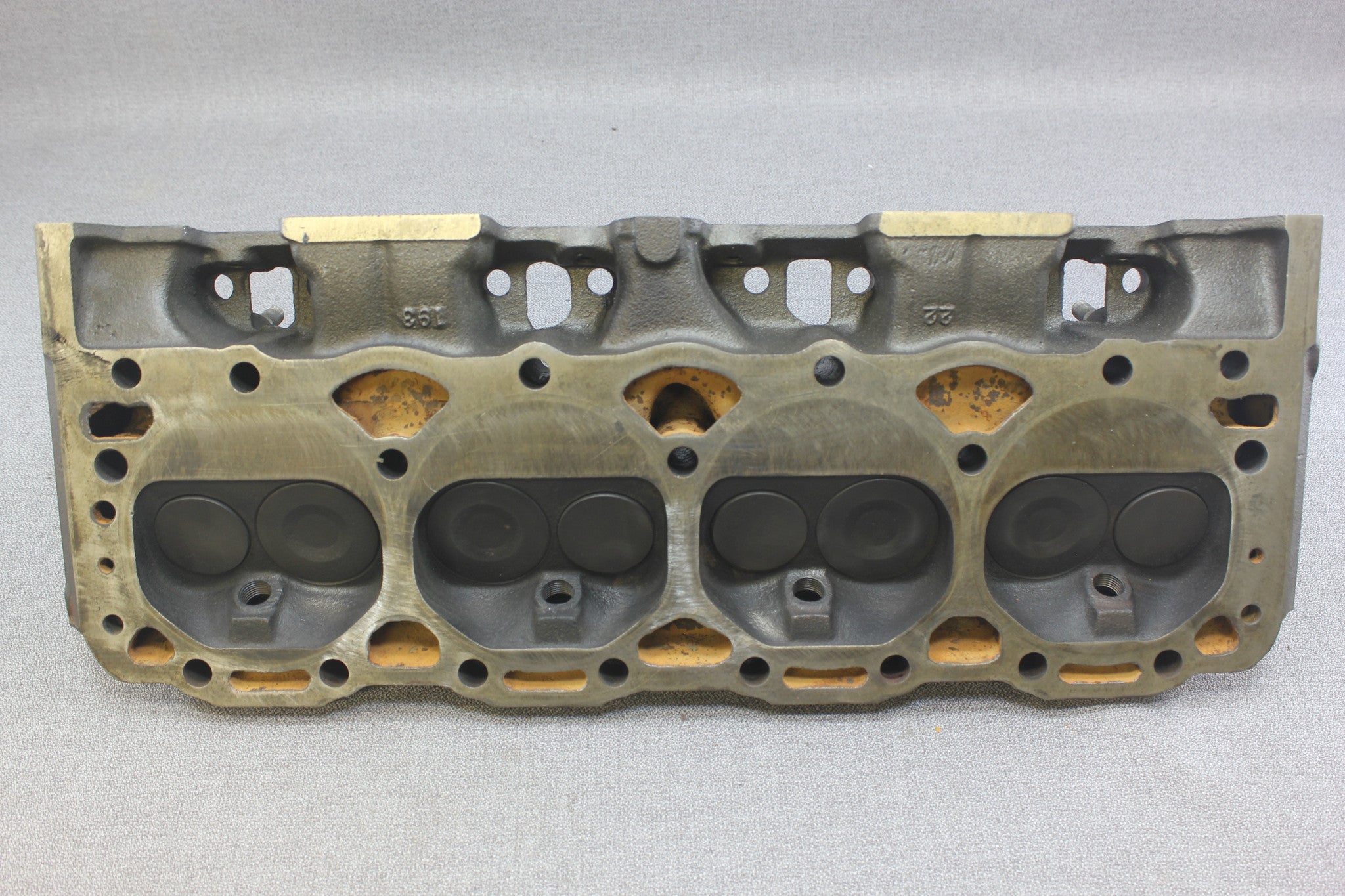 Chevy GM Chevrolet 14102193 V8 SBC 350 5.7L Cylinder Head Pair MerCruiser Marine