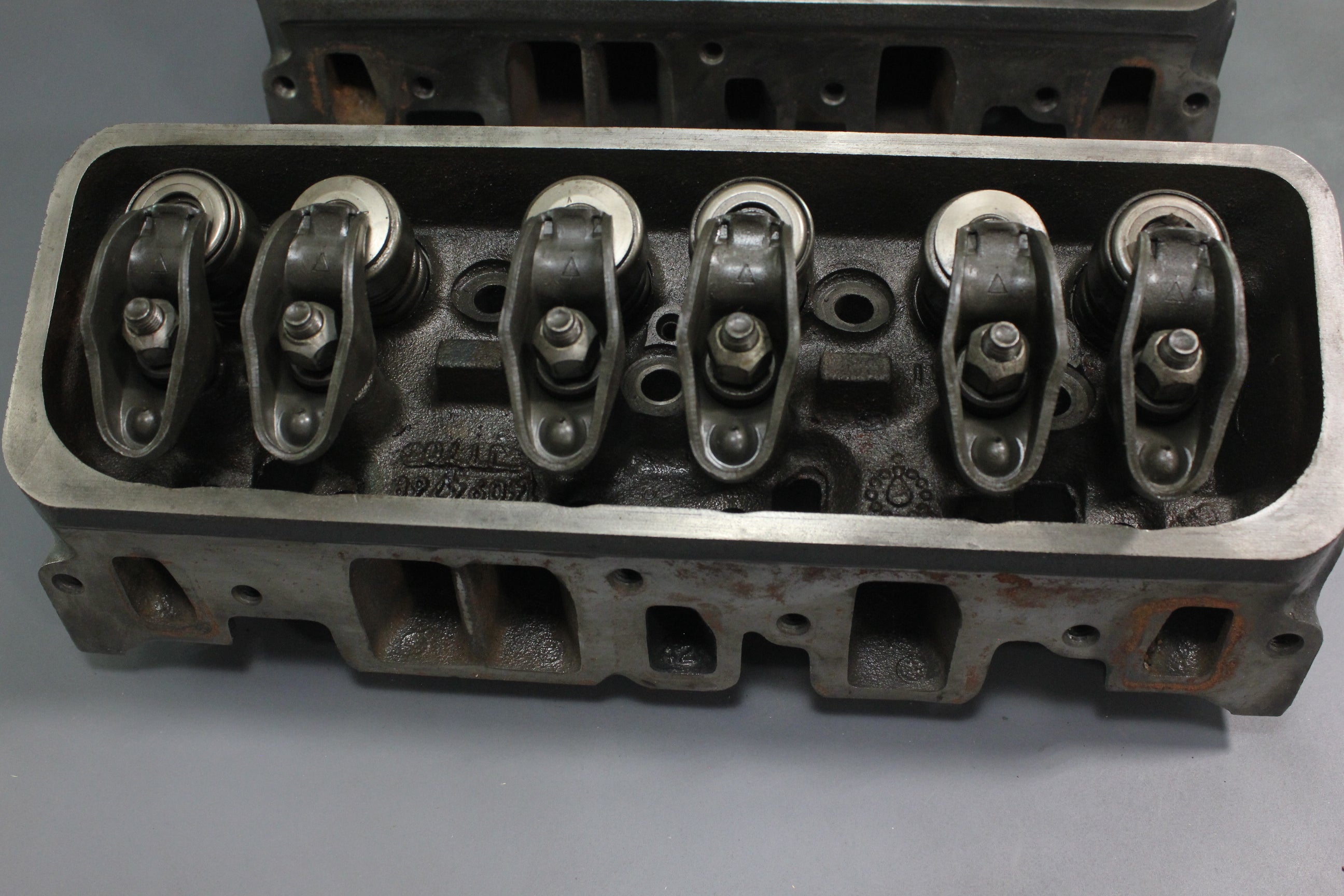 OMC 4.3L V6 Cylinder Head Set GM 14094768 0985075 0986827 MerCruiser 1986-93