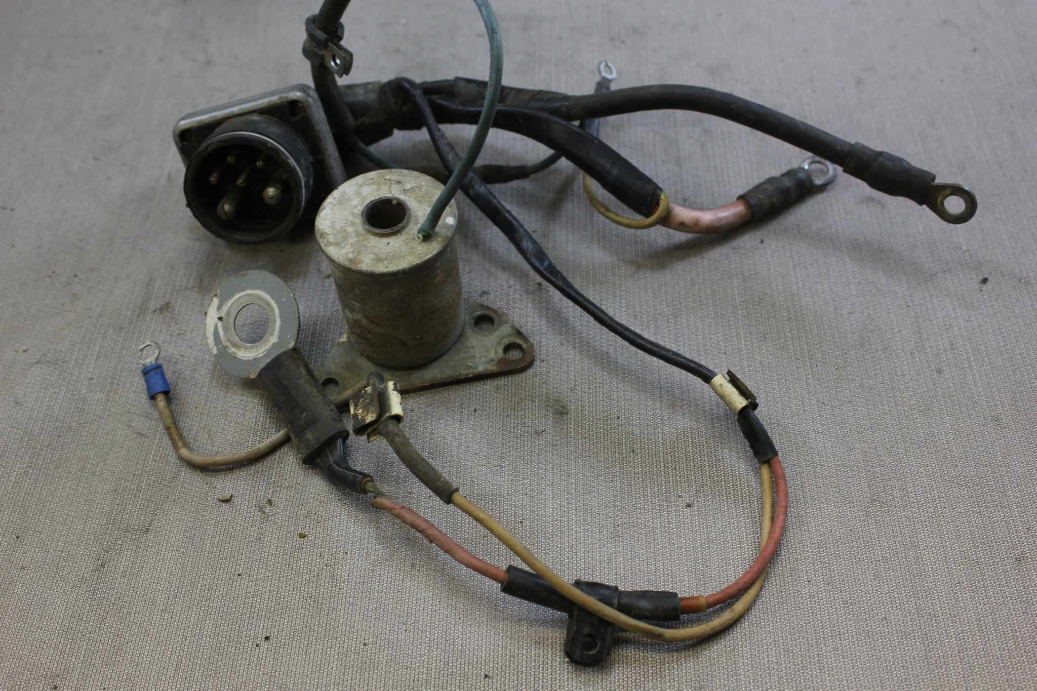 Vintage Mercury Kiekhaefer 60-63 400 40hp450 45hp Wire harness choke 28370 27921