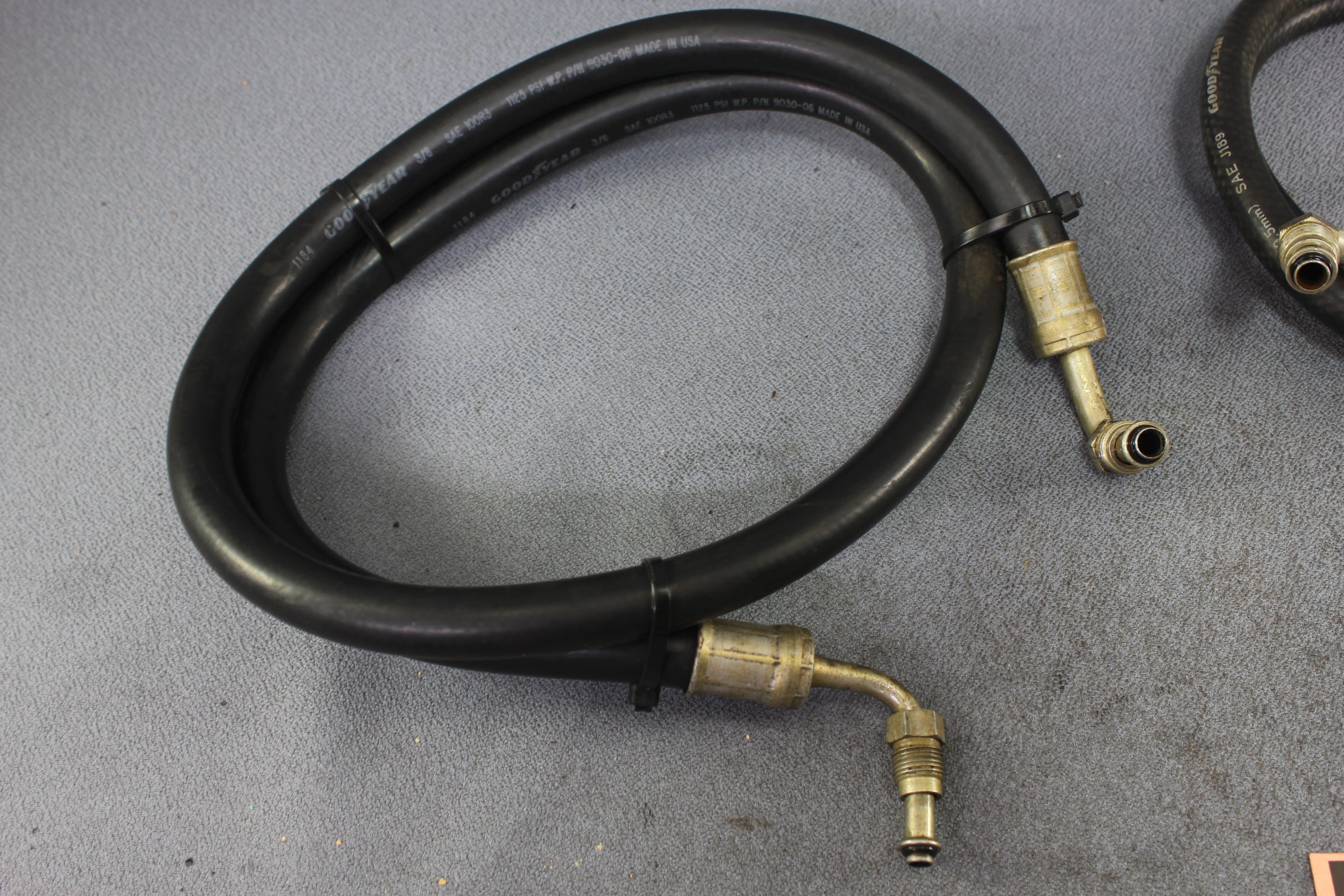 MerCruiser 32-806221-42 32-806222-16 5.0L 5.7L 305 350 V8 Power Steering Hoses