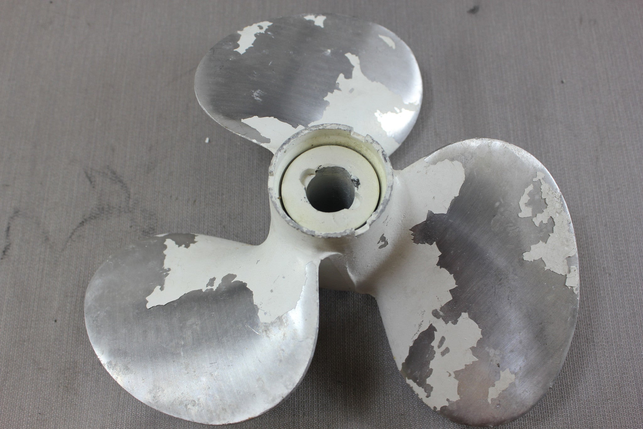 Johnson Evinrude Outboard Prop Propeller 309946 10 X 9 1/4 40hp 60hp V4 379260