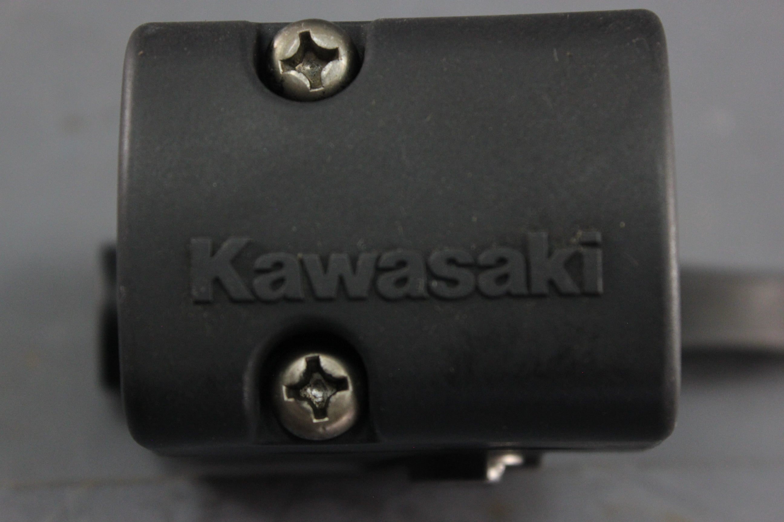 Kawasaki 39075-3714 39063-3772 Squeeze Throttle Lever Control Housing Jetski