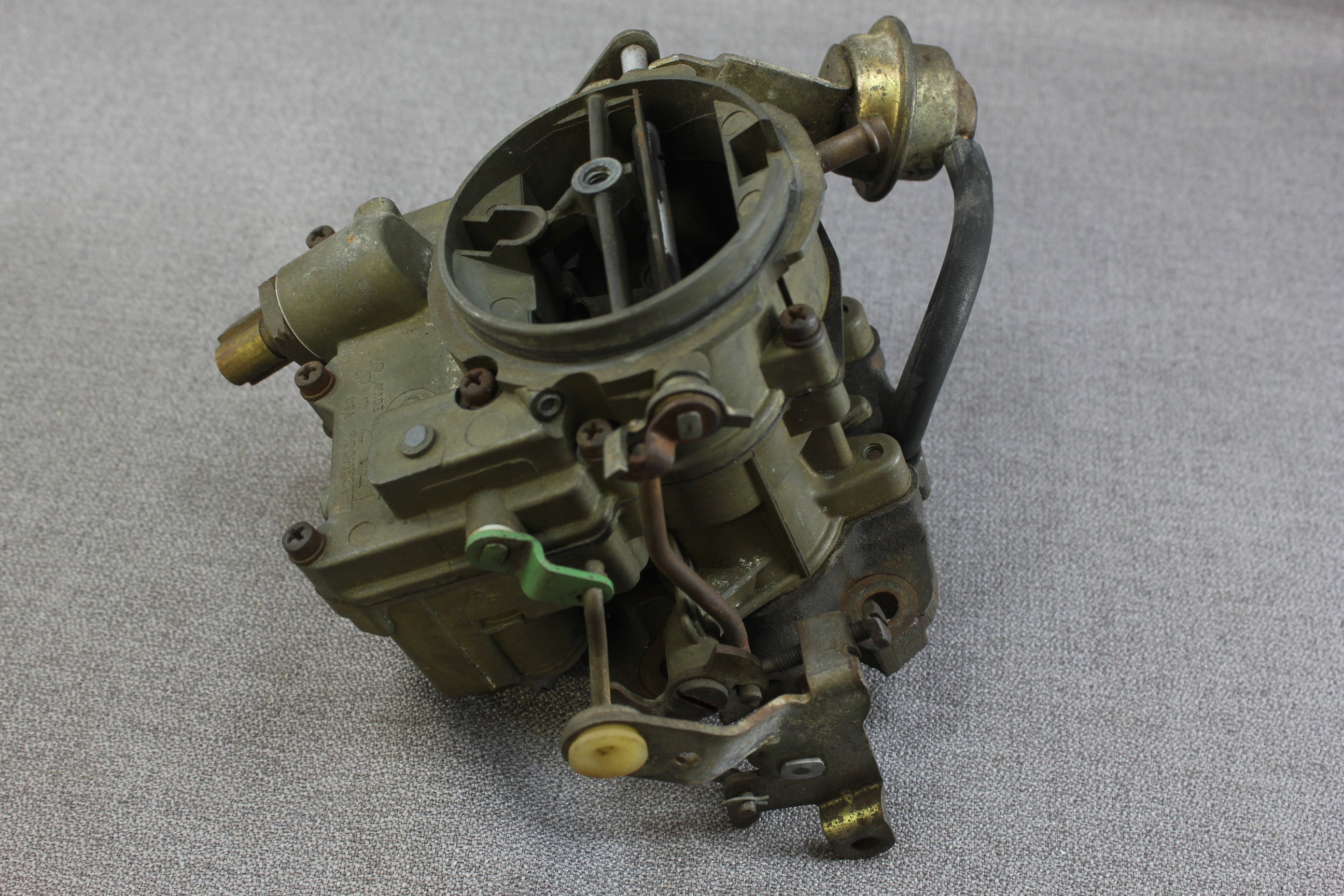 OMC Stringer 800 V6 3.8L 170hp Carburetor Assembly Rochester 2bbl 0982359 81-83