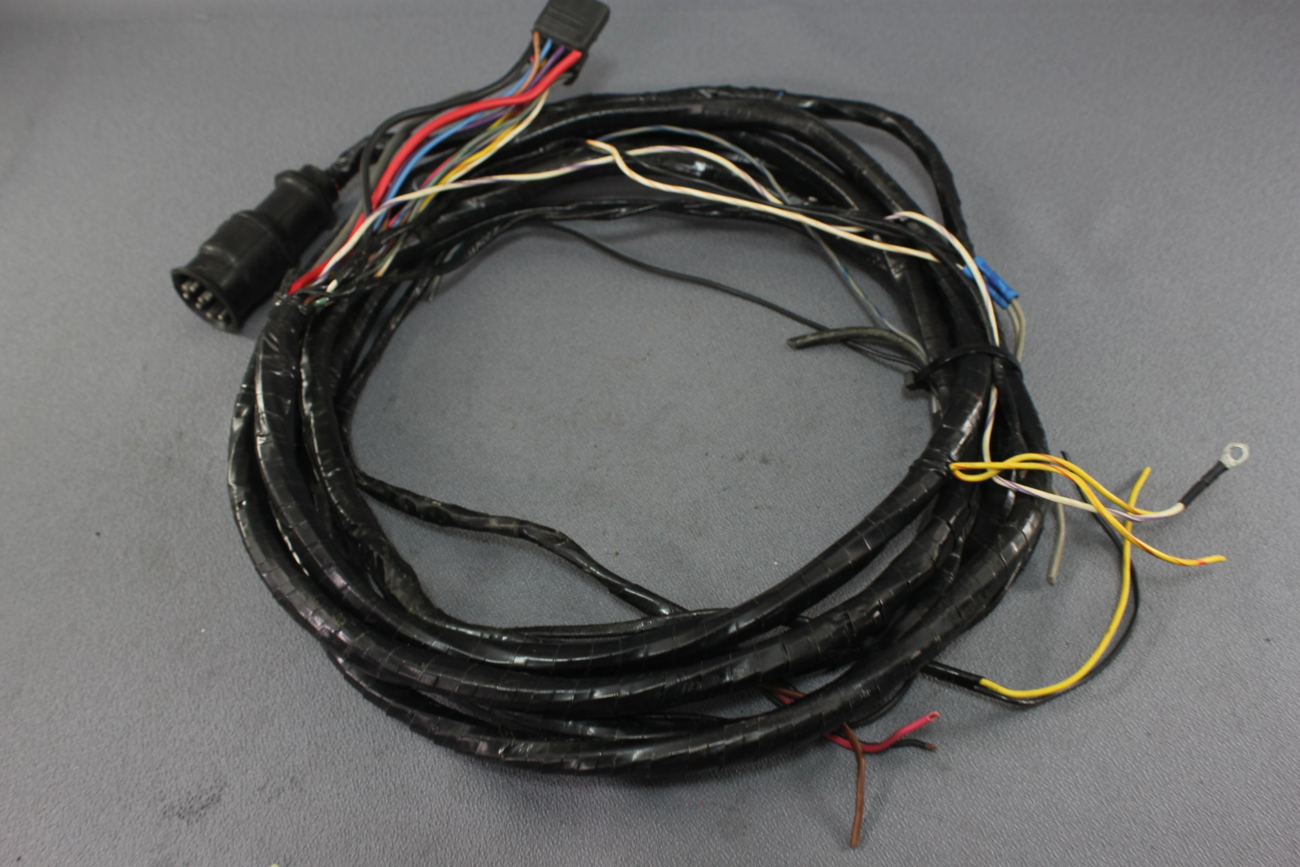 MerCruiser 17' 8-Pin Wire Wiring Harness 1990's Double Dash Plug Motor to Gauges