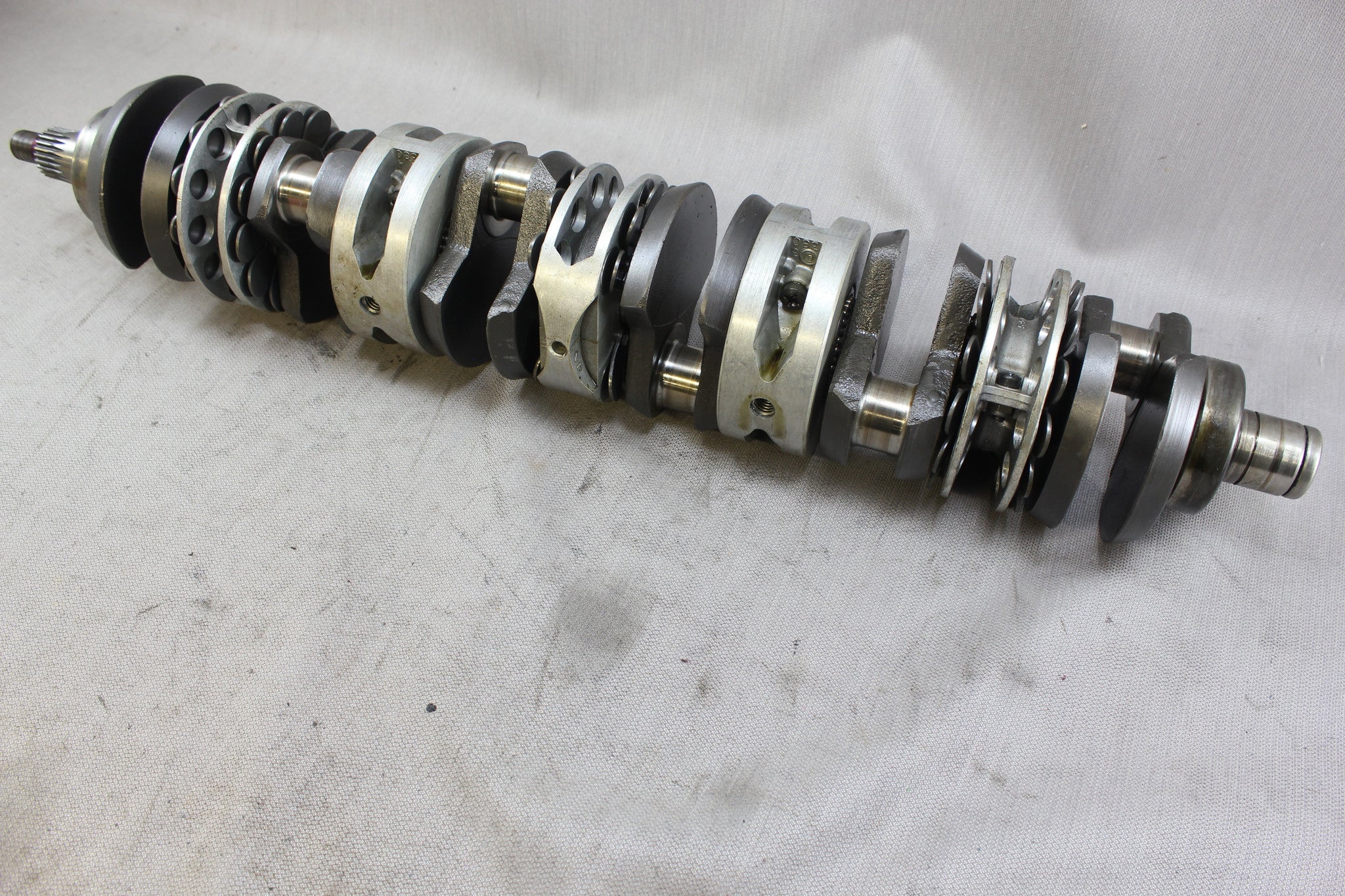 Mercury Outboard 140hp 1979 Crankshaft 436-4422 36-4422 436-6646A 2  436-9072A 1