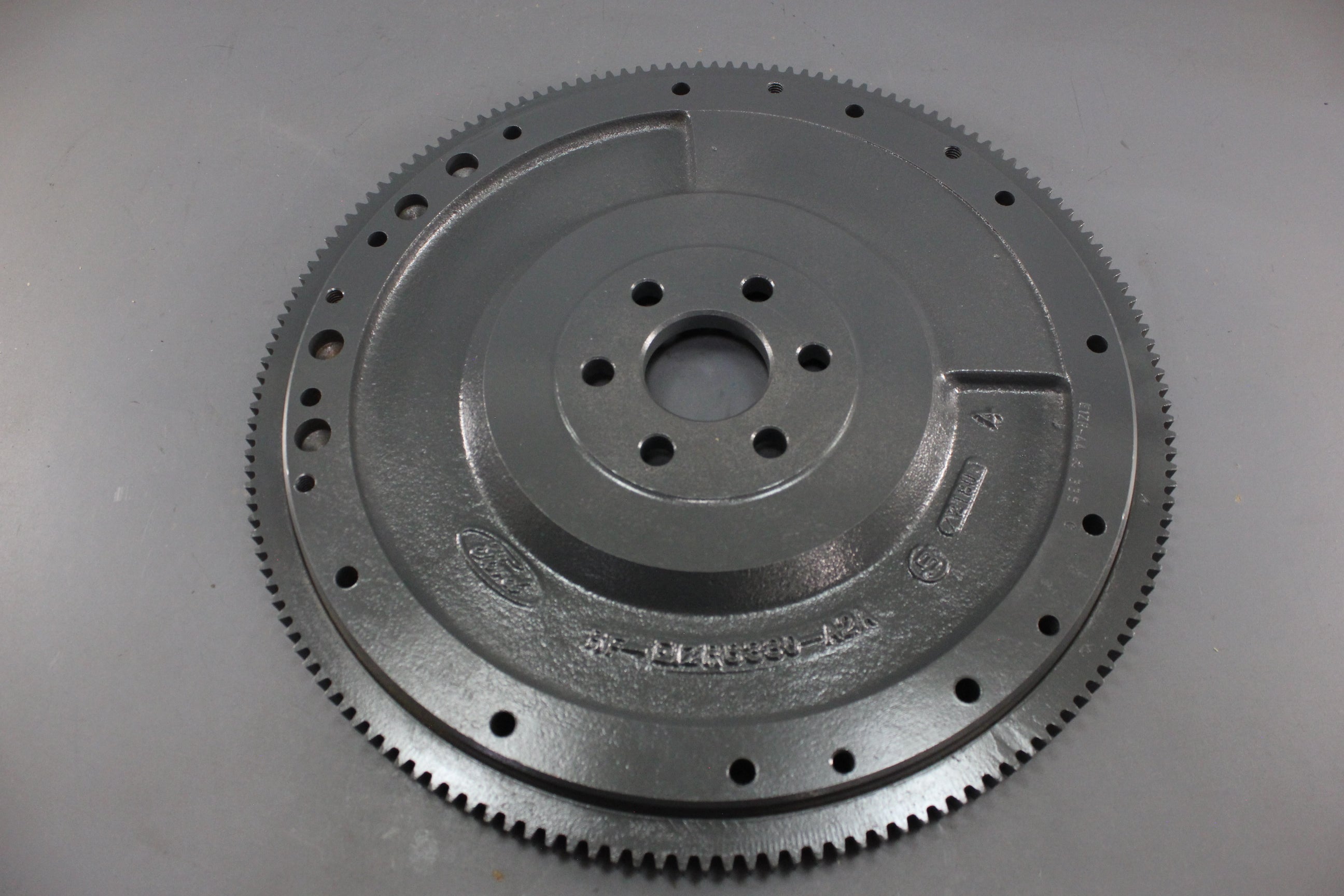 OMC 986304 986304 Flywheel Ford V8 5.0L 302 1989-1996 Volvo Penta 3853953