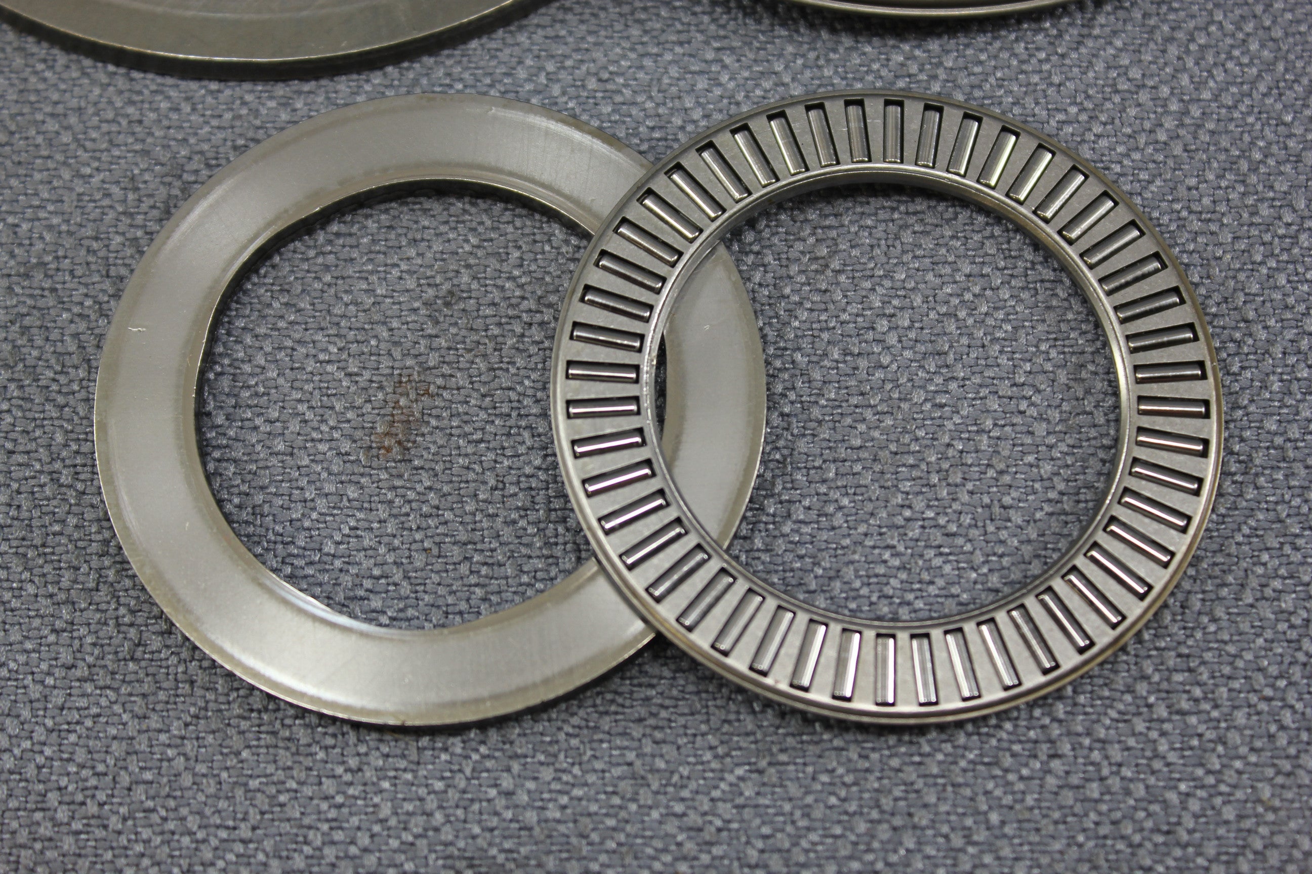 OMC Cobra 0389042 V6 V8 Lower Unit Gearcase Forward Reverse Gear Thrust Bearing