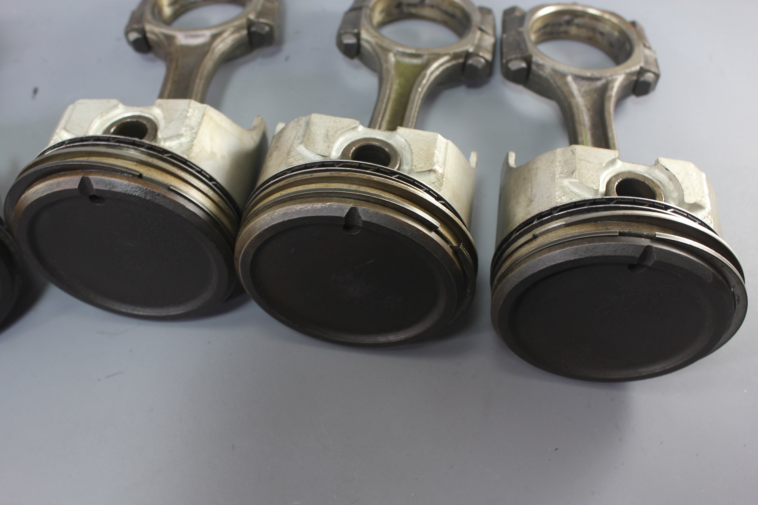 OMC MerCruiser GM 14006722 14053831 Piston Connecting Rod Set 3.8L V6 229 Engine