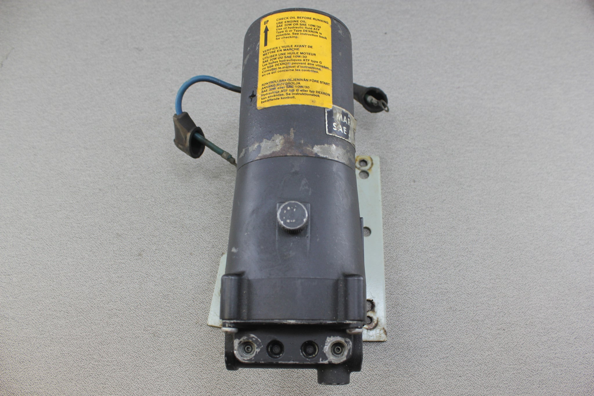 Volvo Penta 852928  Hydrualic Power Trim Tilt Pump Motor 290 280 275 Sterndrive