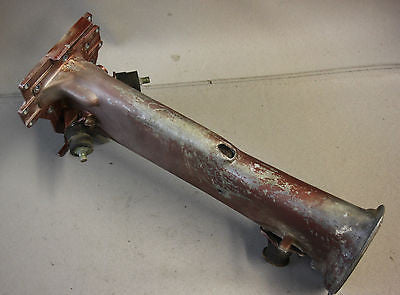 Johnson 7.5hp 1956 Outboard AD-10 AD-11 304250 Exhaust Driveshaft Housing Leg