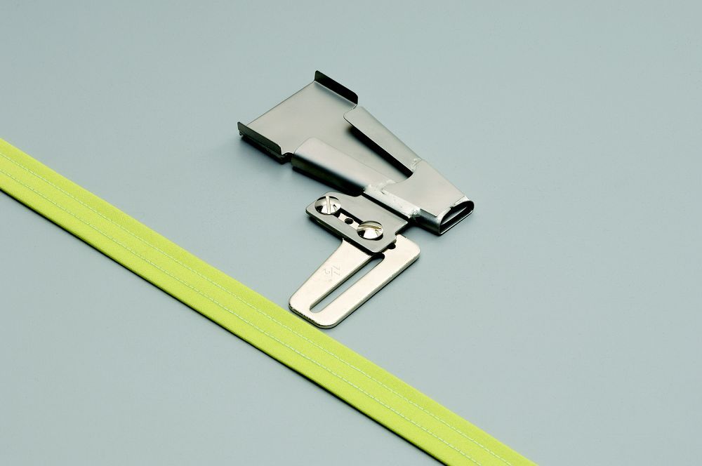 Baby Lock BLE8-S11 - 1 1/2" Belt Loop Binder Attachment
