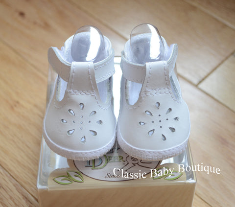 Baby Deer White Leather T Strap Crib Shoes Girls Preemie Newborn 3