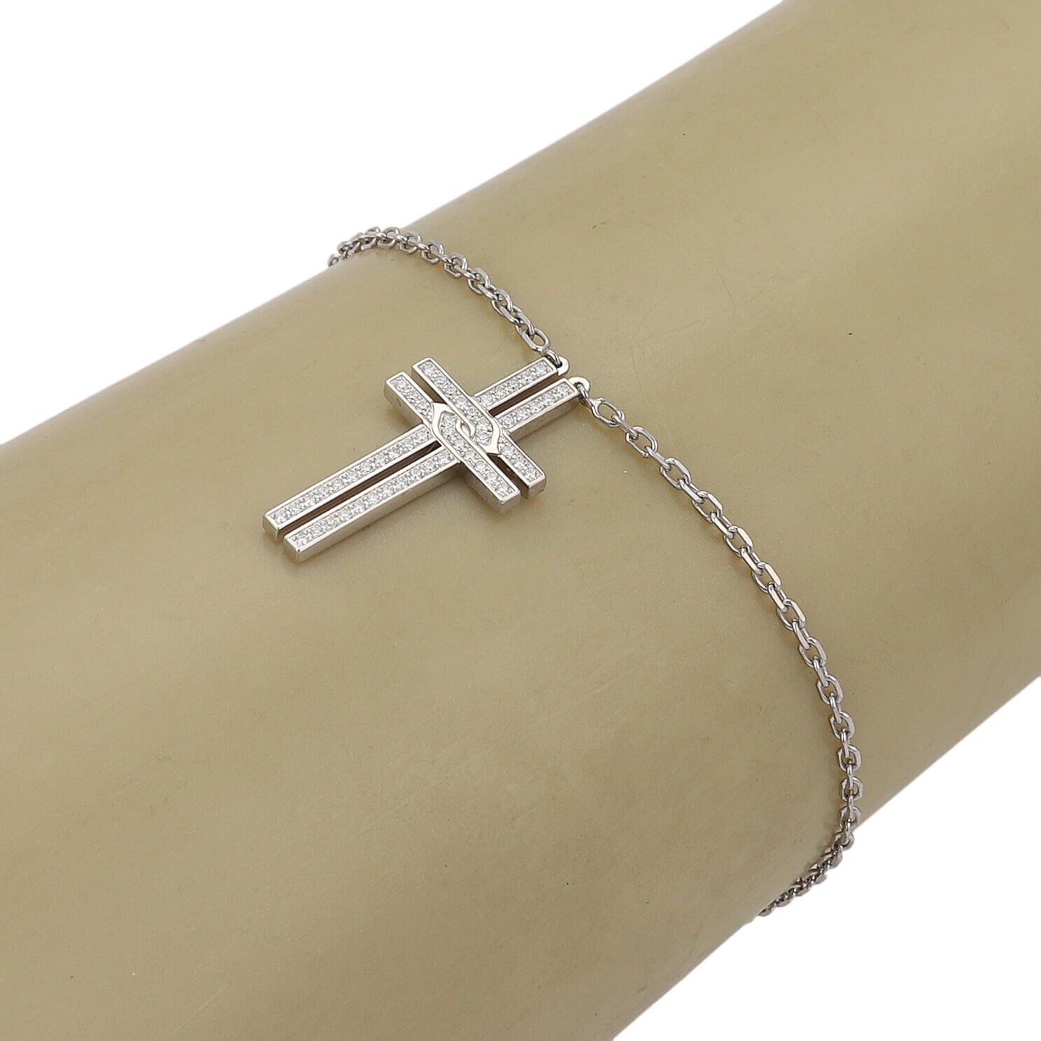 Gelin Tiny Diamond Cross Bracelet in 14K Gold – Gelin Diamond