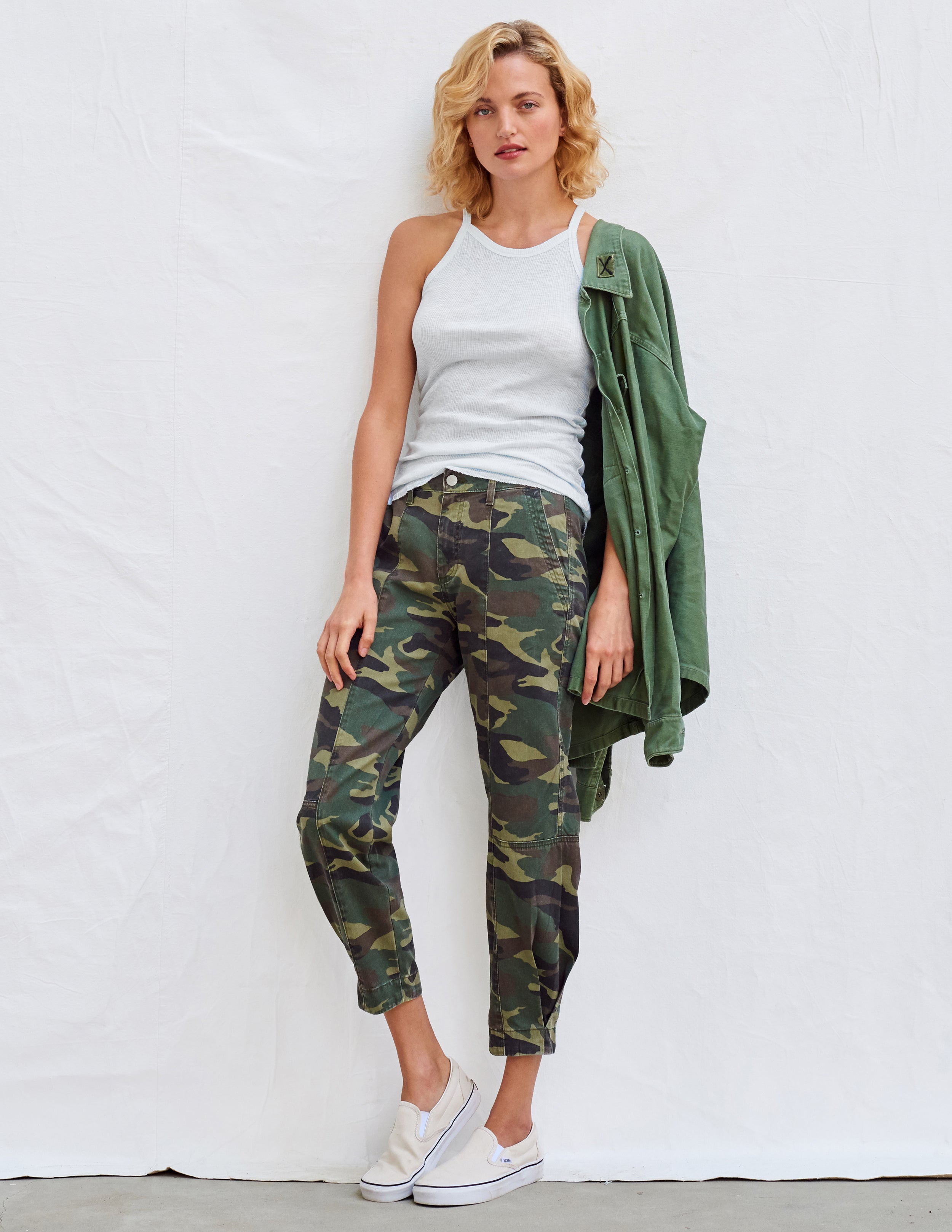 sundry camo sweatpants