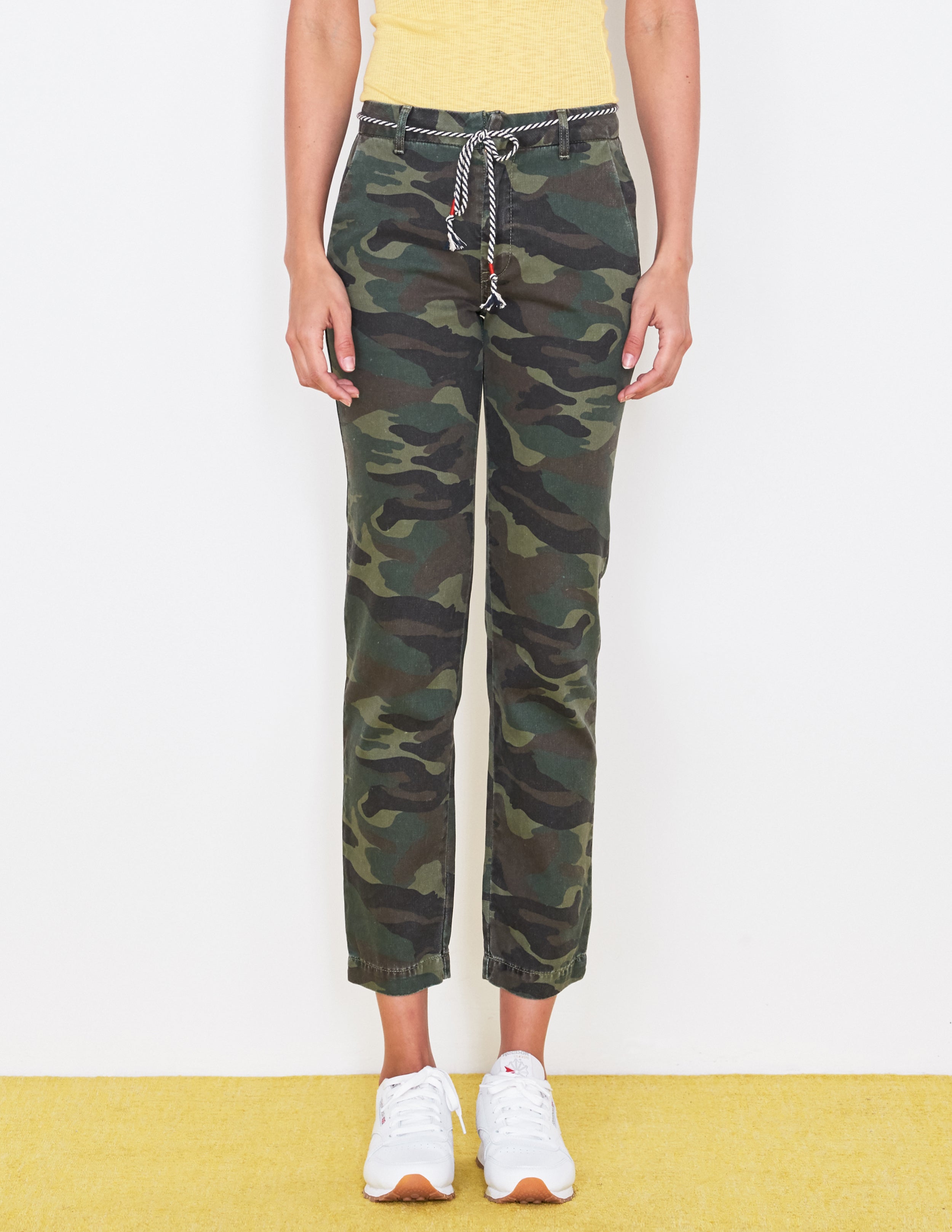 sundry camo sweatpants