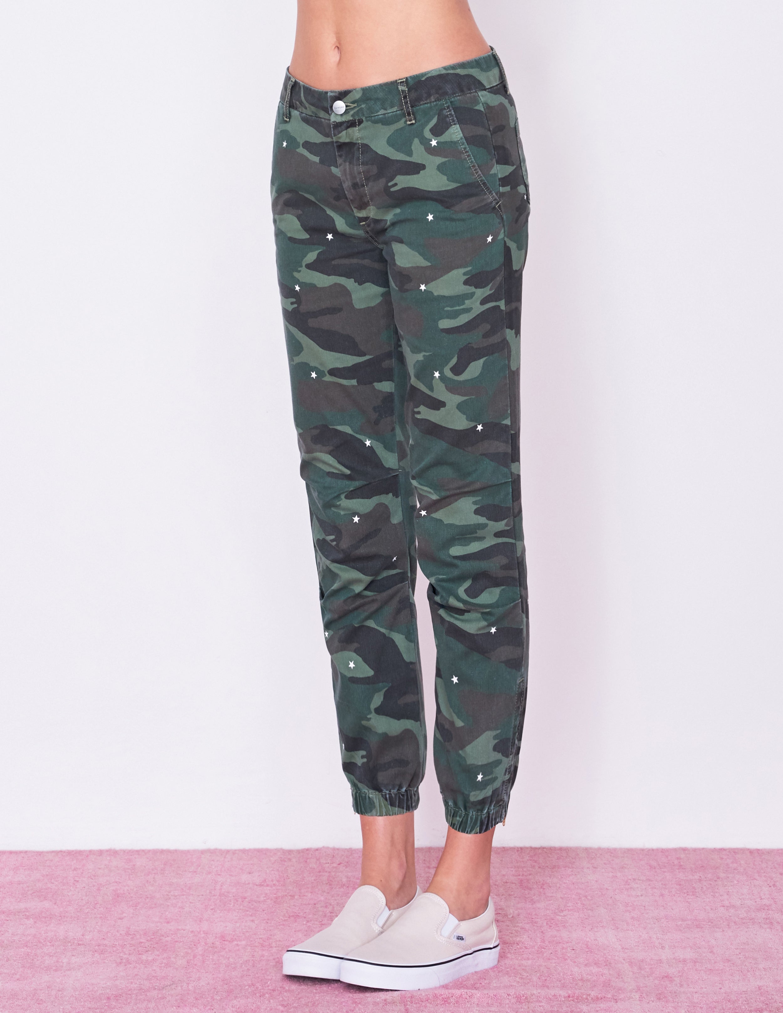 sundry camo zip jogger