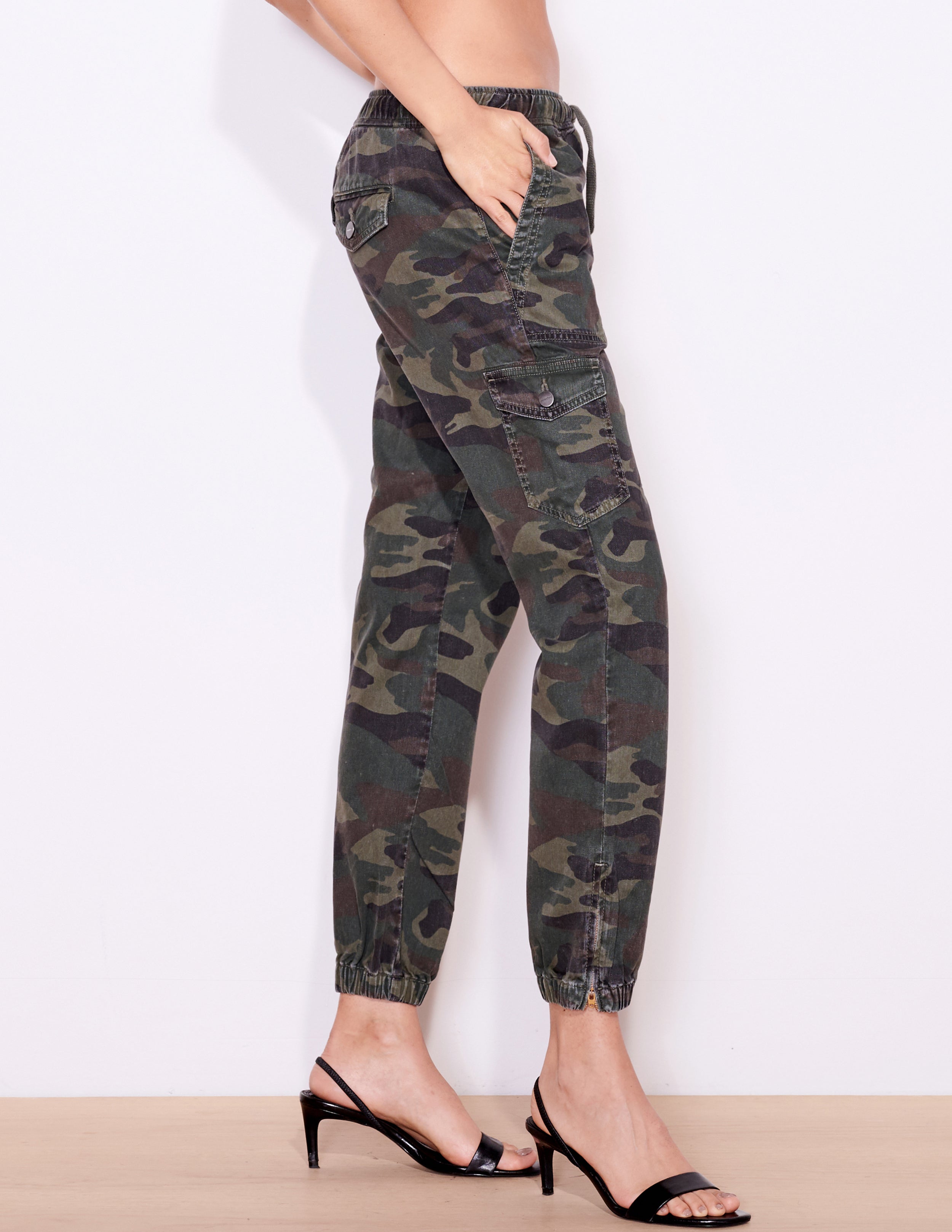 dark camo joggers