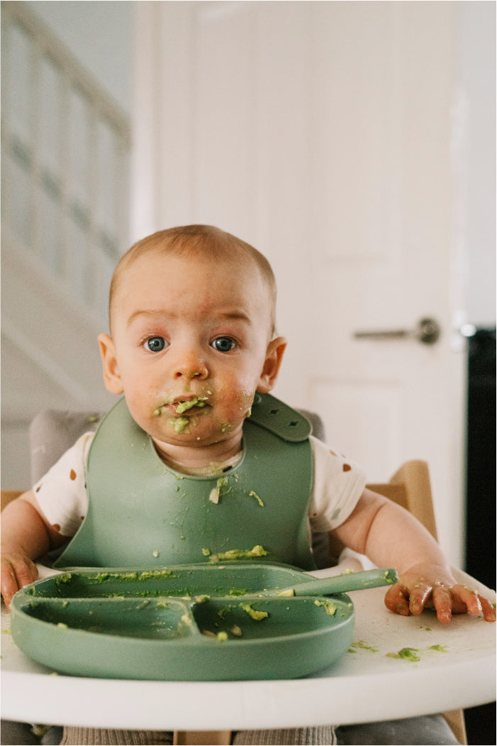 Baby nach dem Essen: ab wann dürfen getrocknete oder frische Früchte gegessen werden?