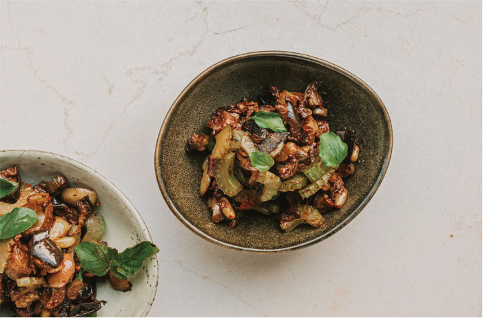 Caponata di melanzane mit Datteln