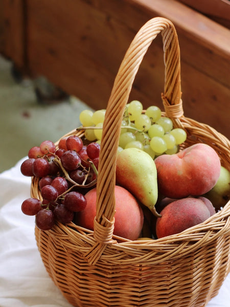 Verschiedene Obstsorten mit Fruchtzucker