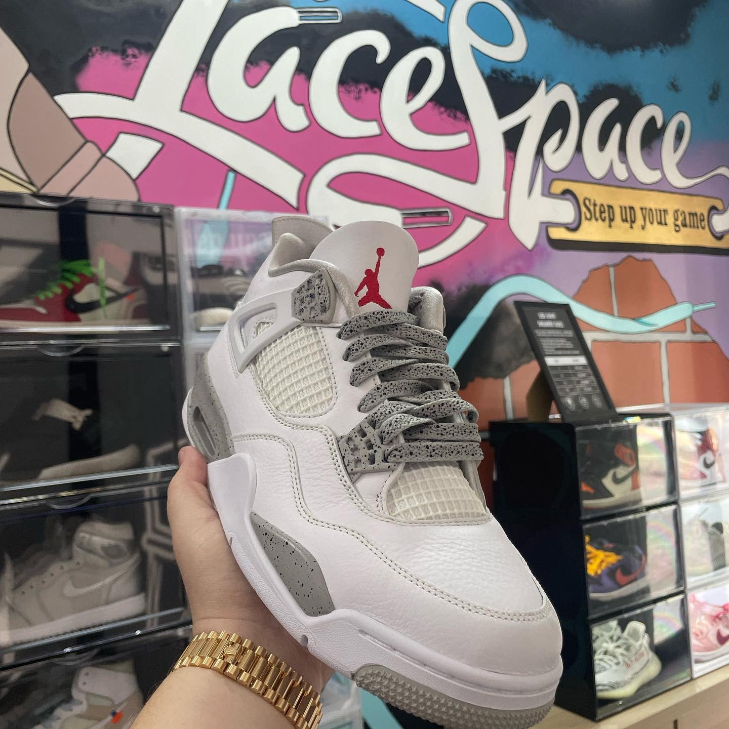 Louis Vuitton X Jordan 4 Retro Sneakers Green/White in Lagos Island (Eko) -  Shoes, Og Wearz