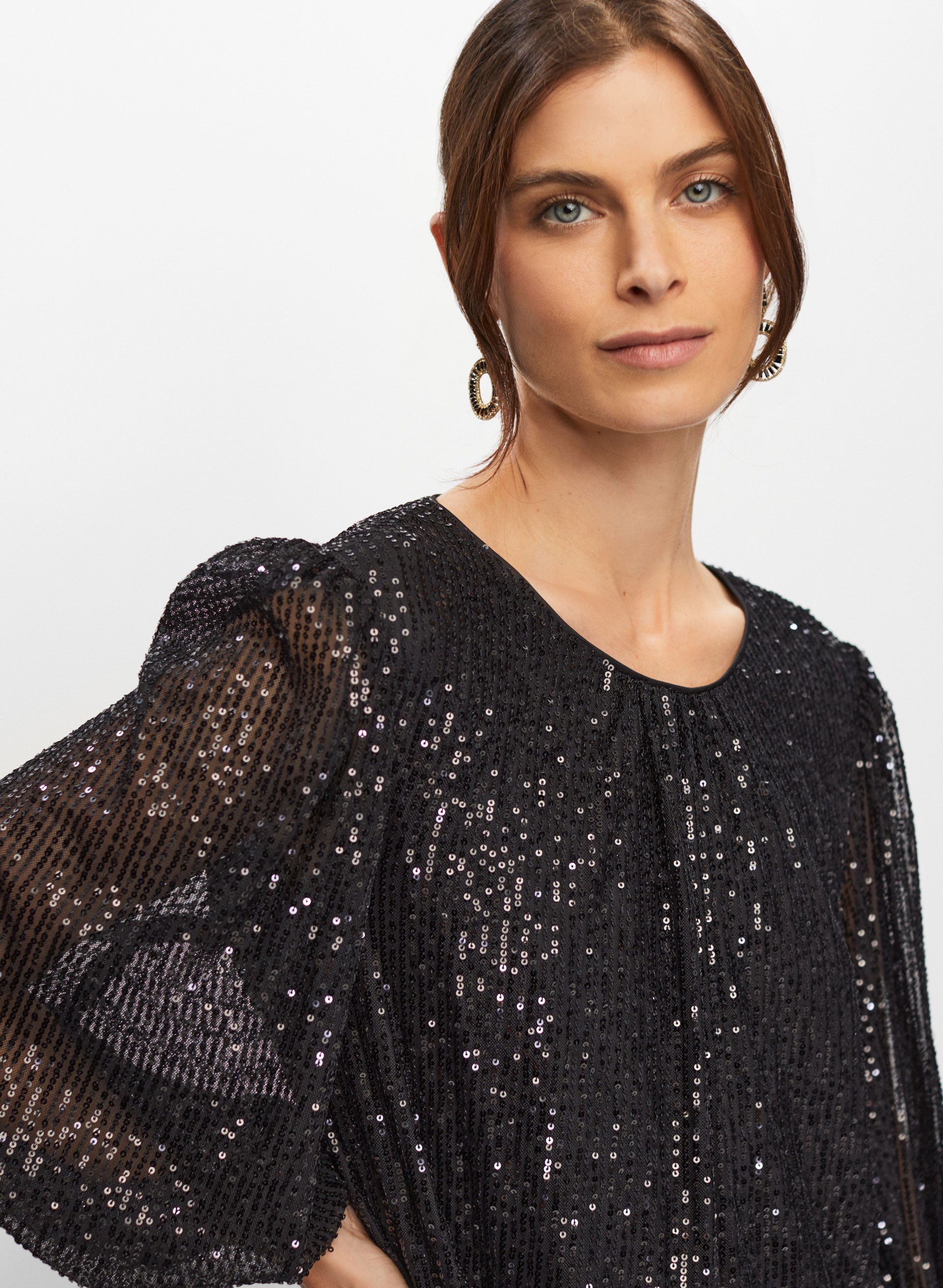 Robe à paillettes manches bouffantes