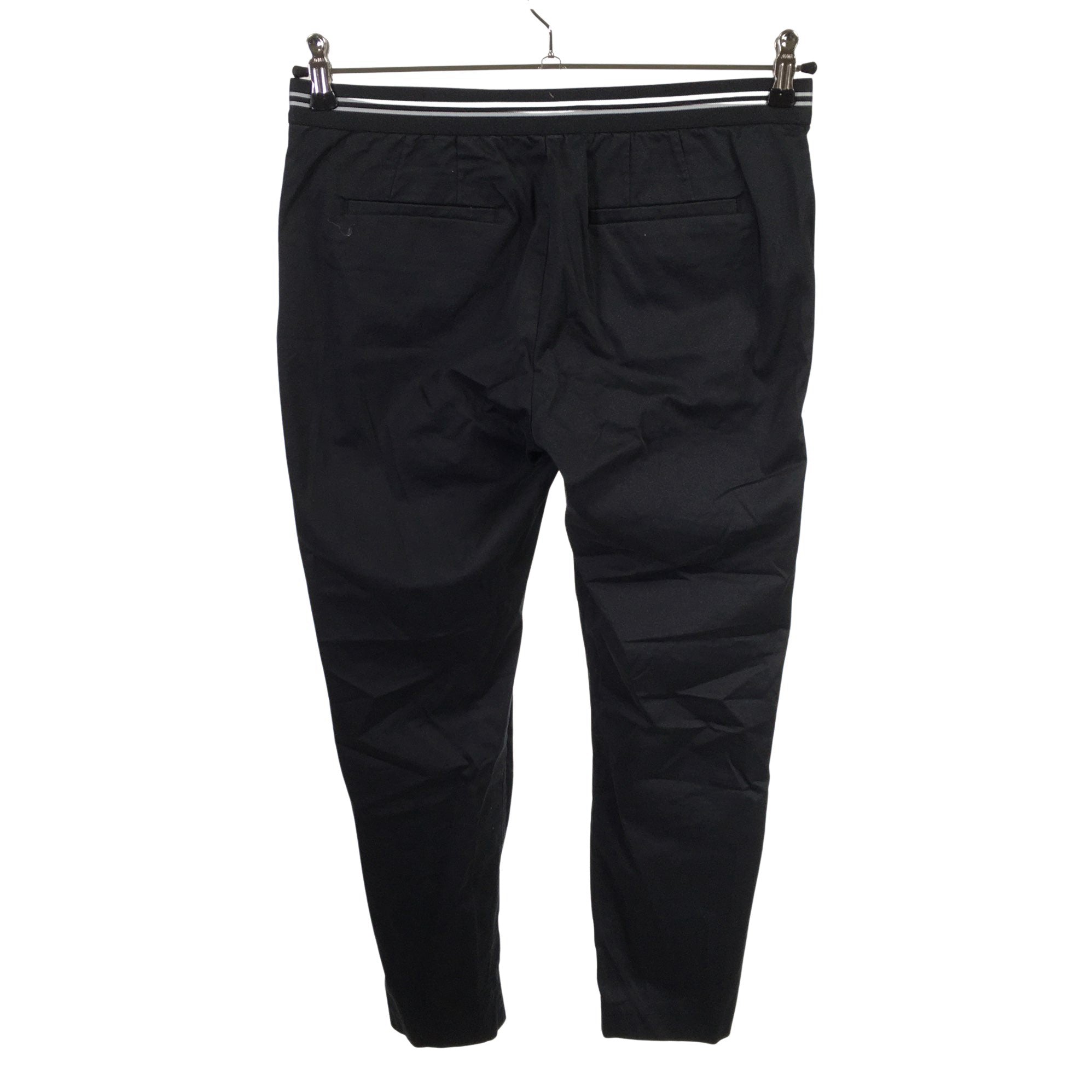 Women's Uniqlo Chinos, size 40 (Black) | Emmy