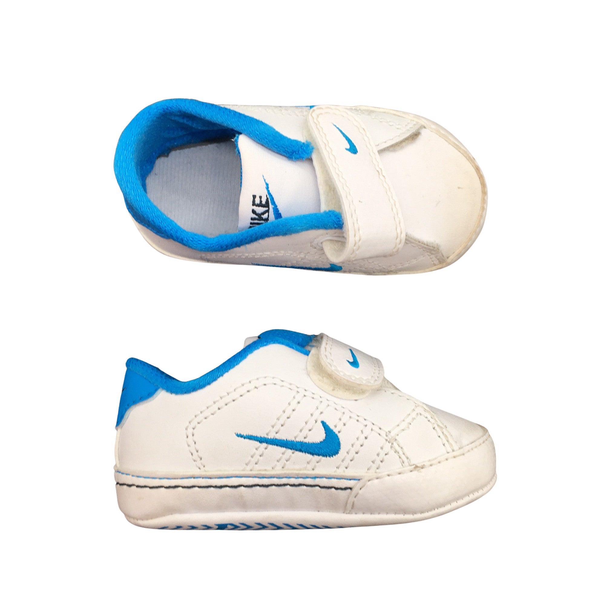 Unisex Baby shoes, size 17 (White) |