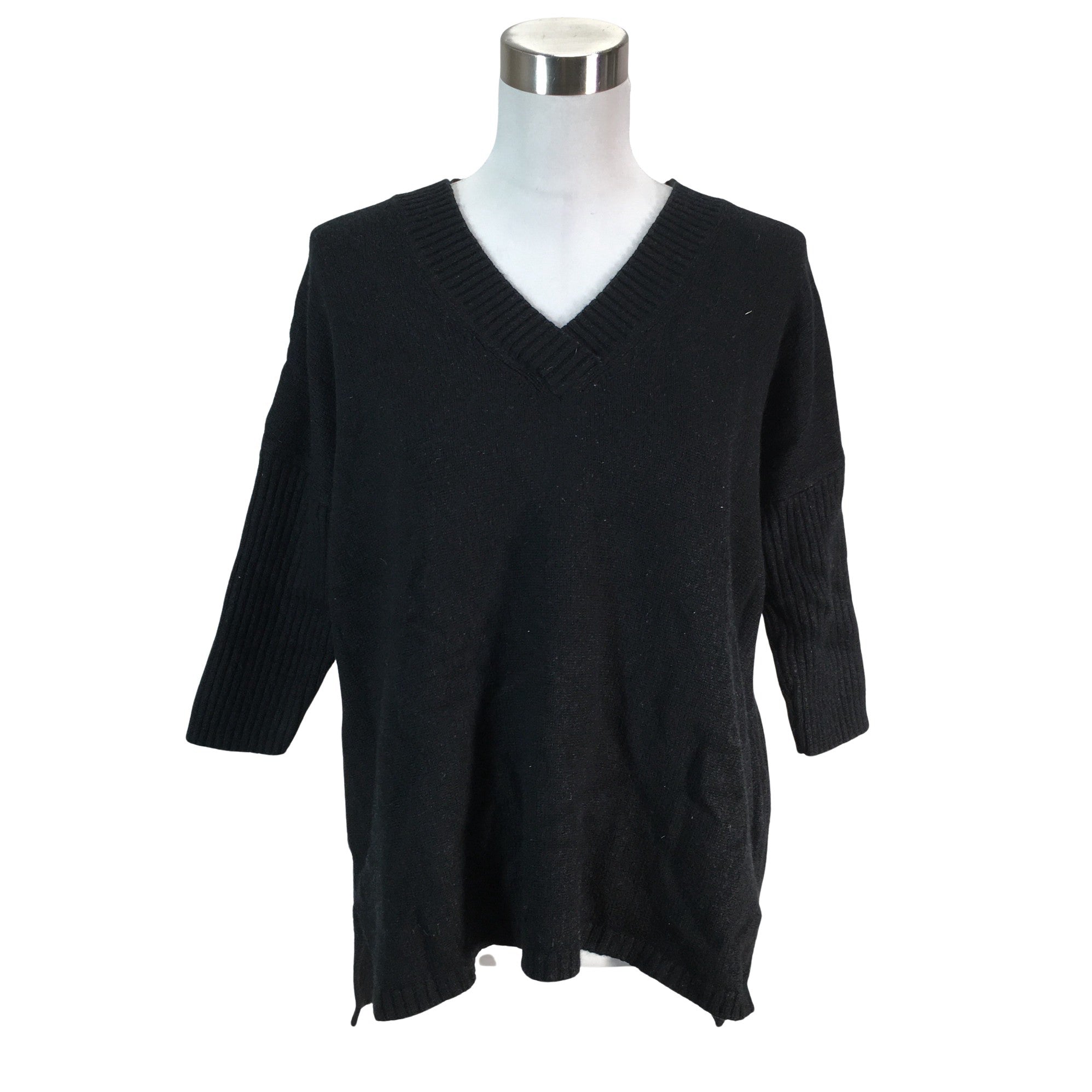 Women's Escada Sweater, size 38 (Black) | Emmy