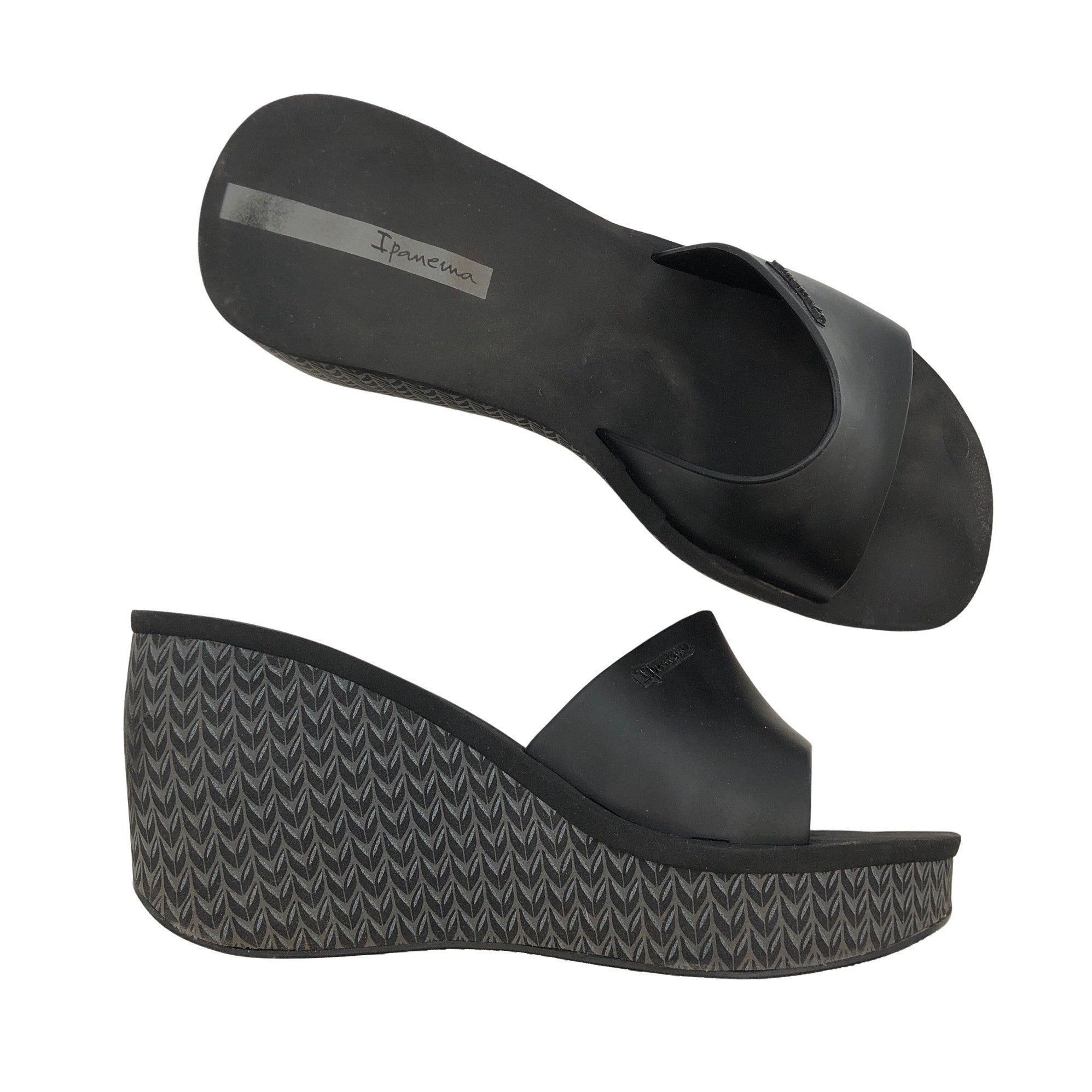 Women's Ipanema Wedge sandals, size 40 (Black) | Emmy