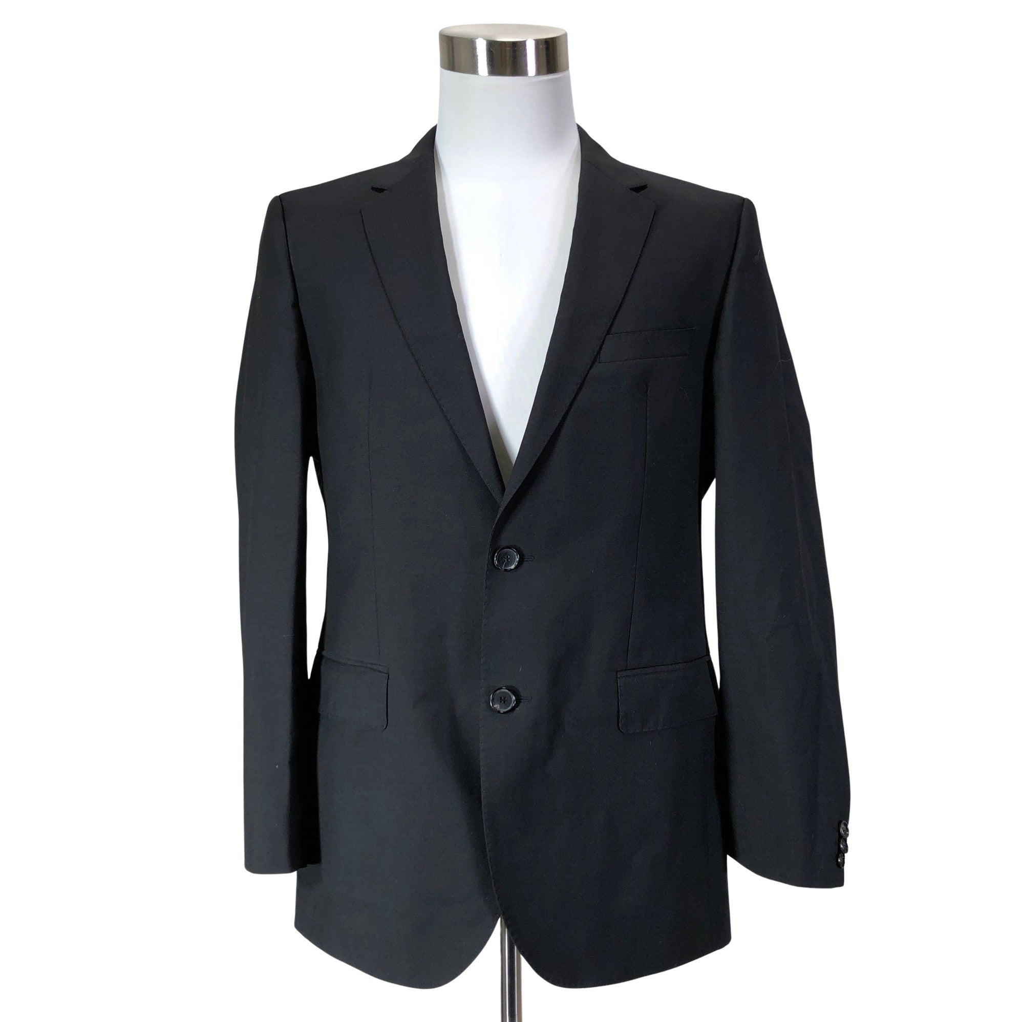 Men's Hugo Boss Suit, size L (Black) | Emmy