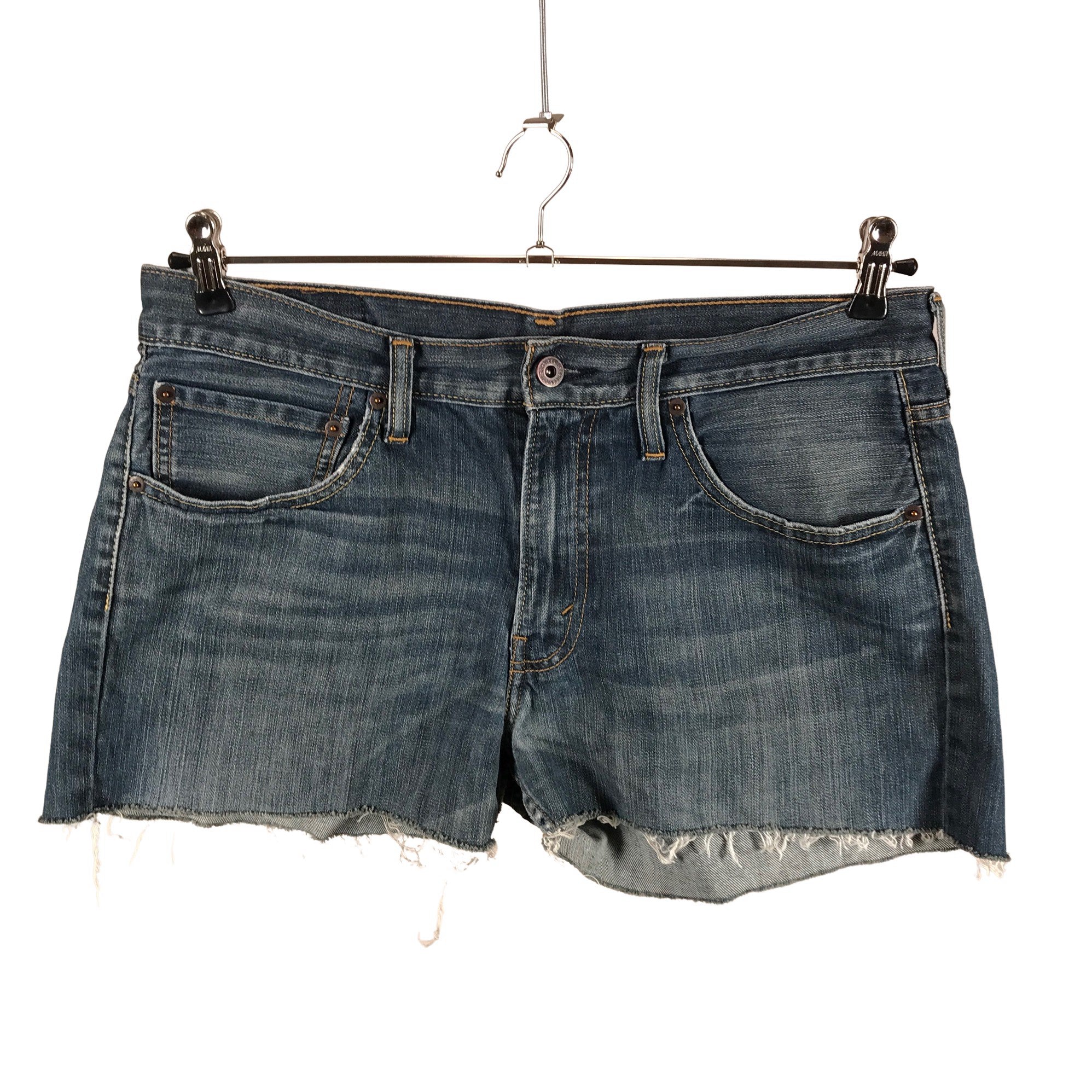 Women's Levi's Denim shorts, size 42 (Blue) | Emmy