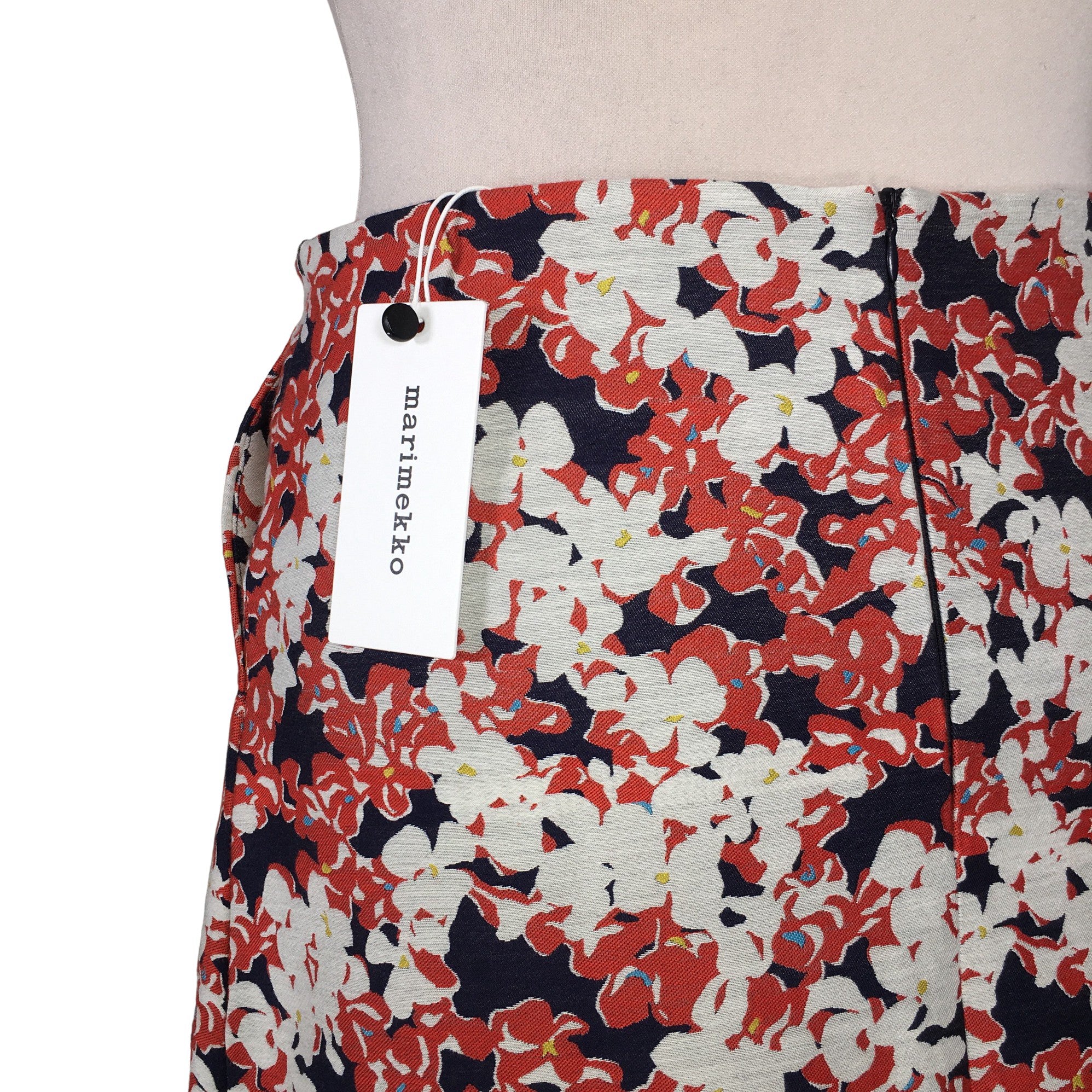 Women's Marimekko Fabric skirt, size 42 (White) | Emmy