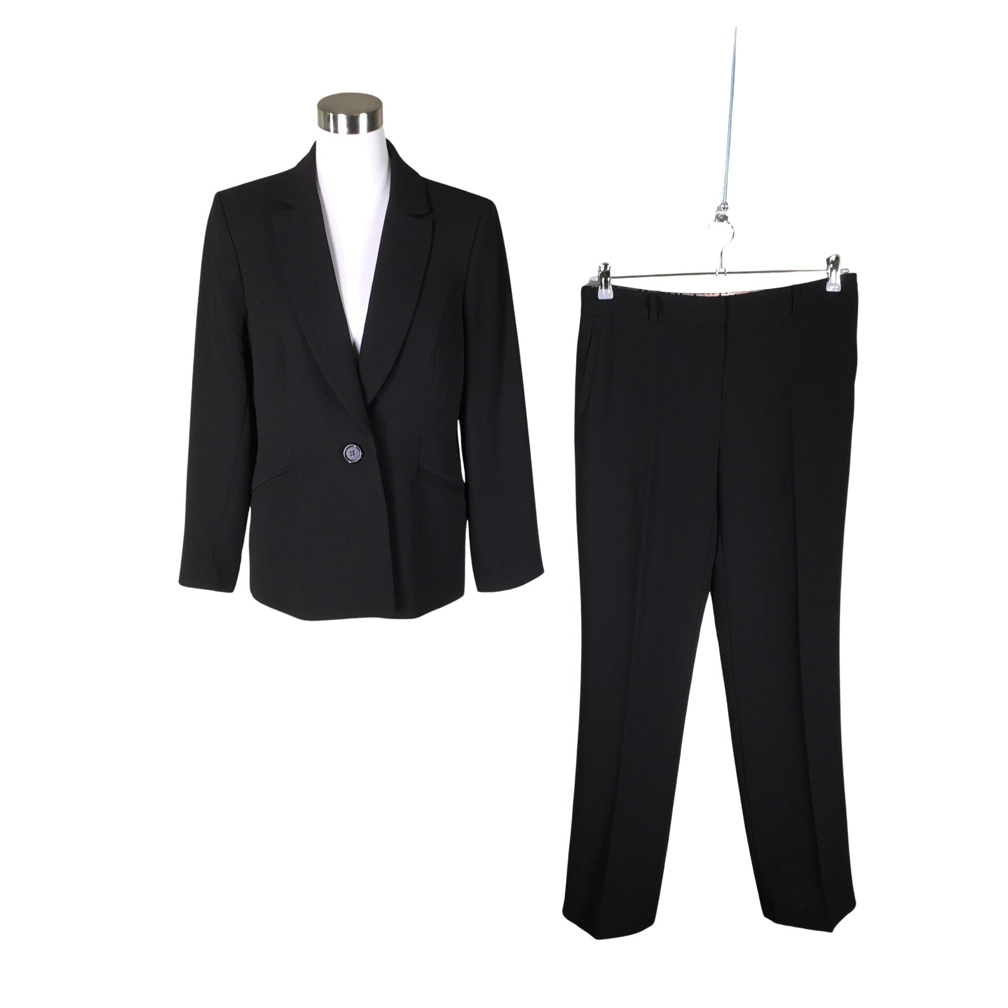 Women's Laura Ashley Suit set, size 40 (Black) | Emmy