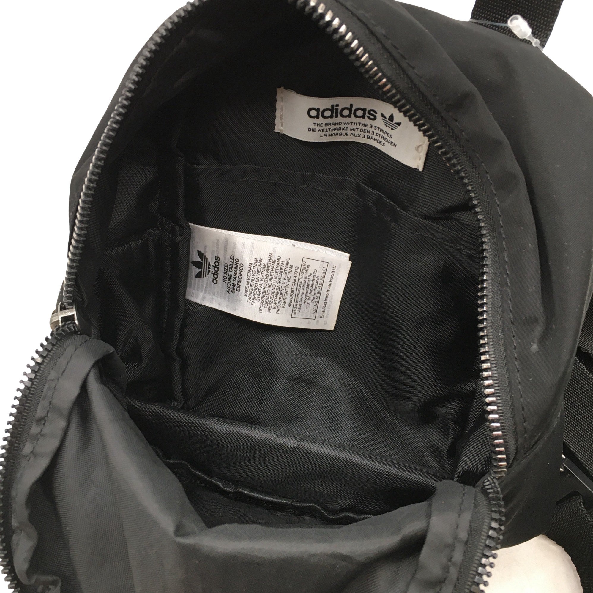 Cha Hablar niebla Women's Adidas Backpack, size Mini (Black) | Emmy