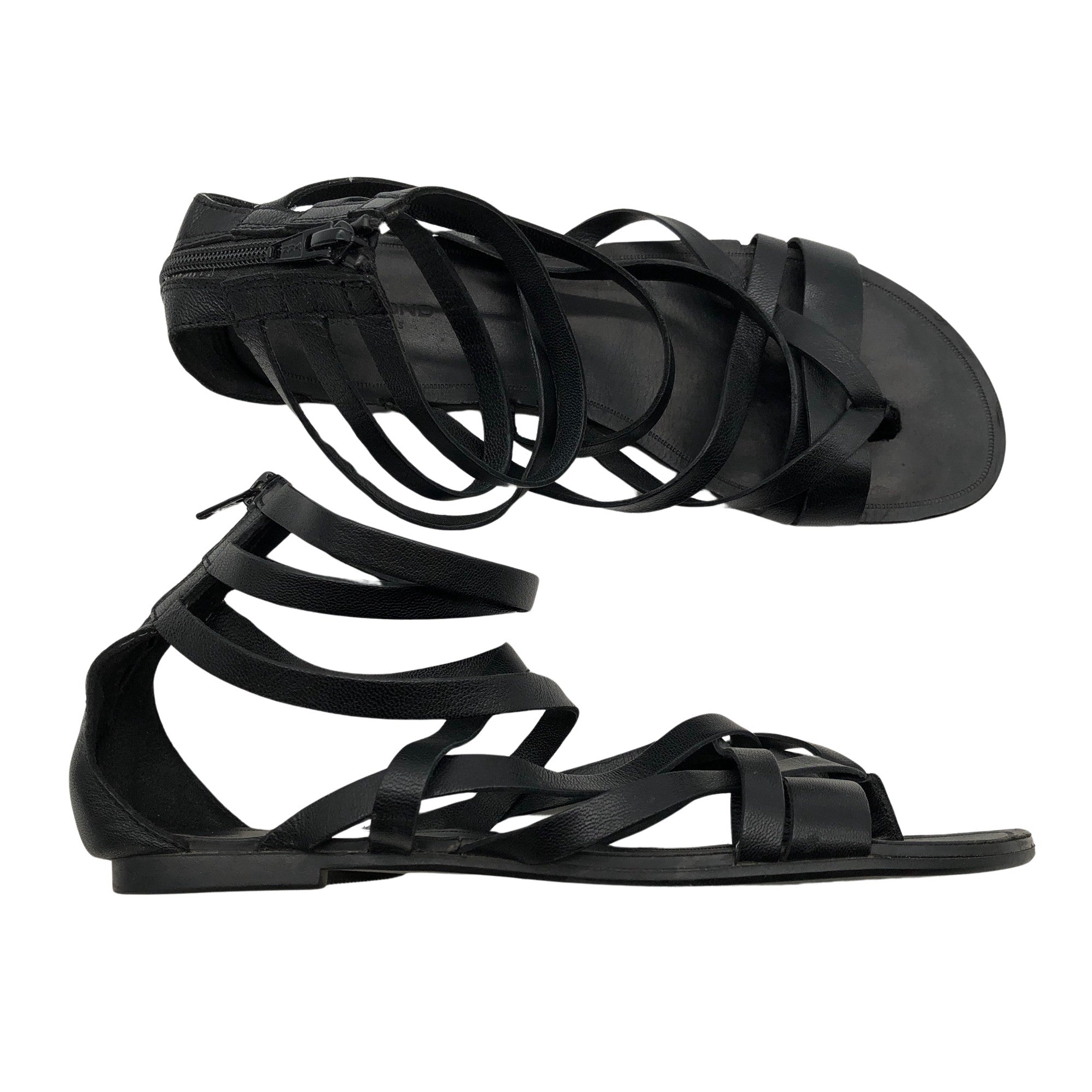 CAPE ROBBIN Vagabond Flat Sandals VAGABOND-BLK - Shiekh