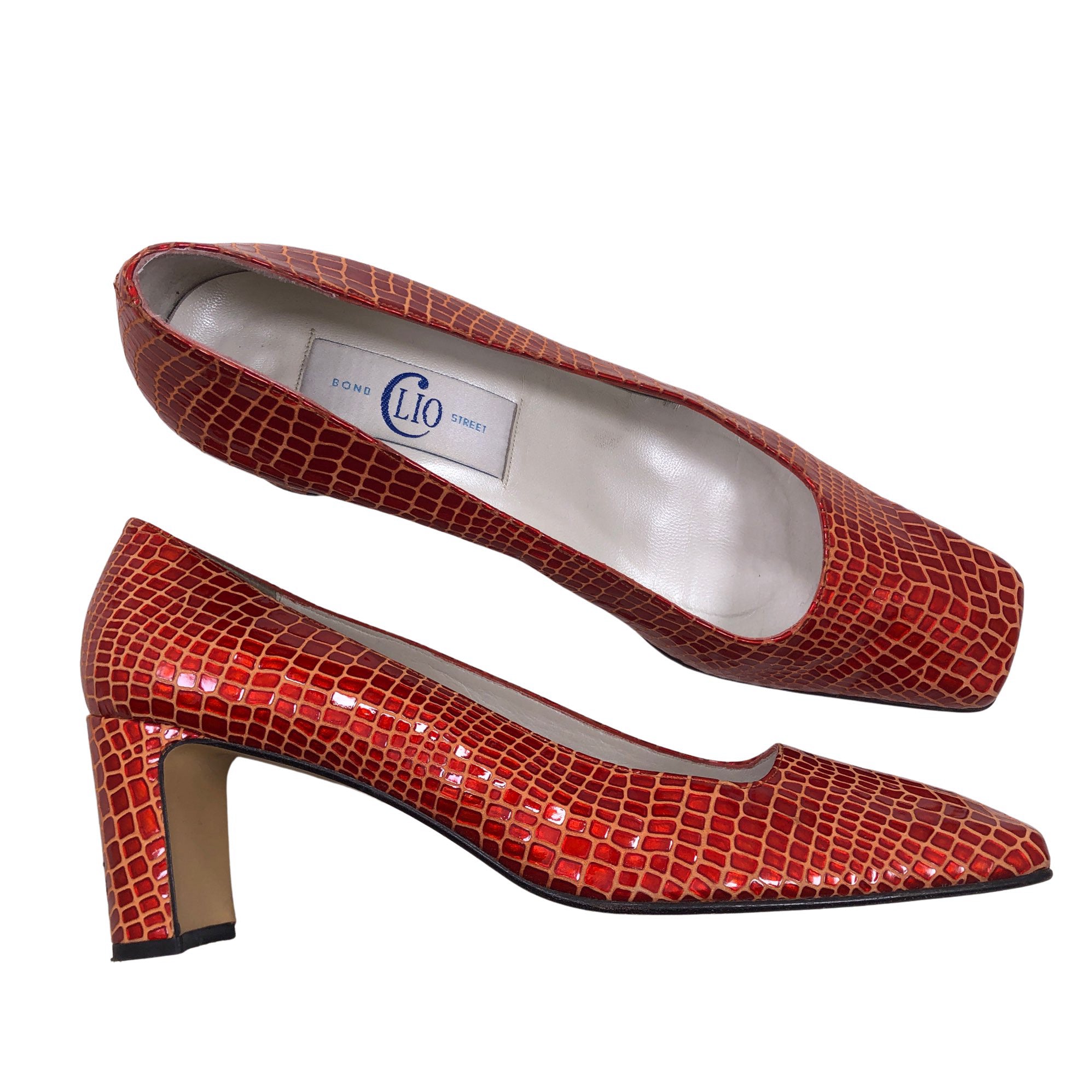Buy Bond Street By Red Tape Men Coffee Brown Comfort Sandals - Sandals for  Men 6536336 | Myntra