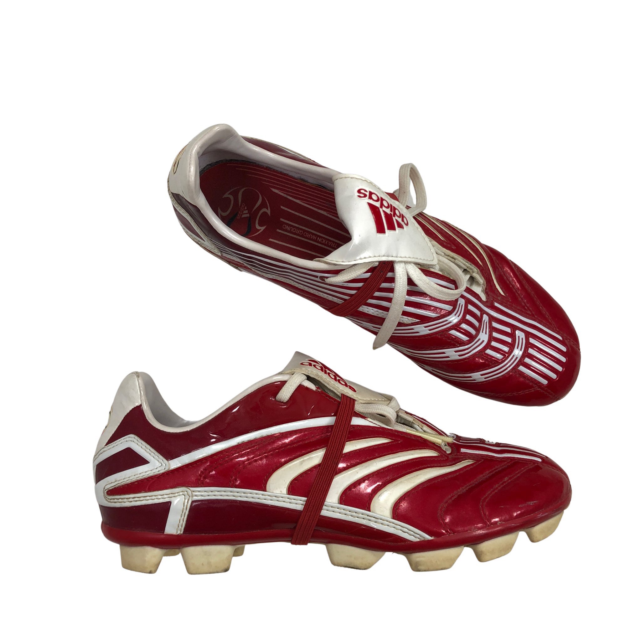 Punto muerto inestable Kilómetros Women's Adidas Football boots, size 39 (Red) | Emmy
