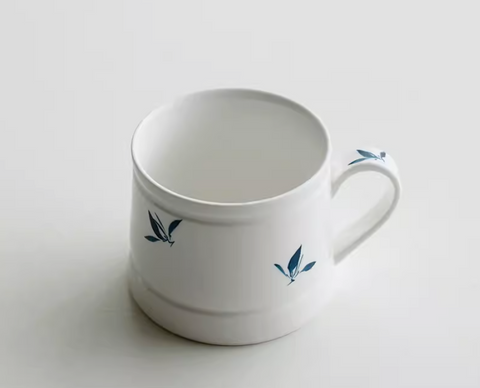 Ceramic mug with duck lid and infuser