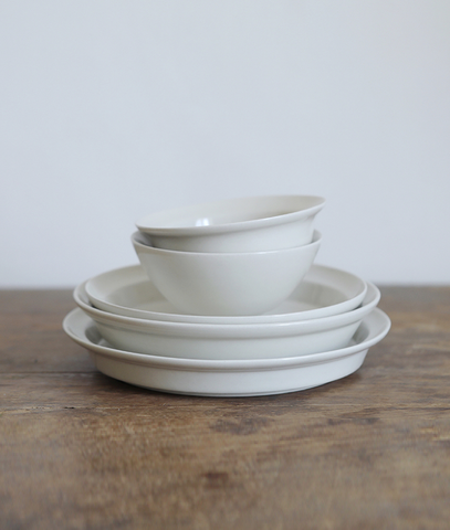 White ceramic bowl and plate set