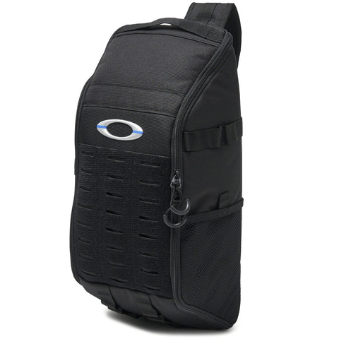 oakley extractor sling pack