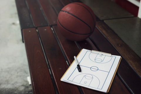 young-basketball-player-shoot