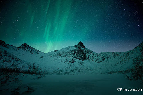 Northern lights landscape shot with Sigma 20mm DG DN by Kim Jenssen