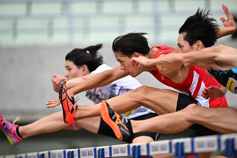 3d tracking keeps up with track runners jumping over hurdles