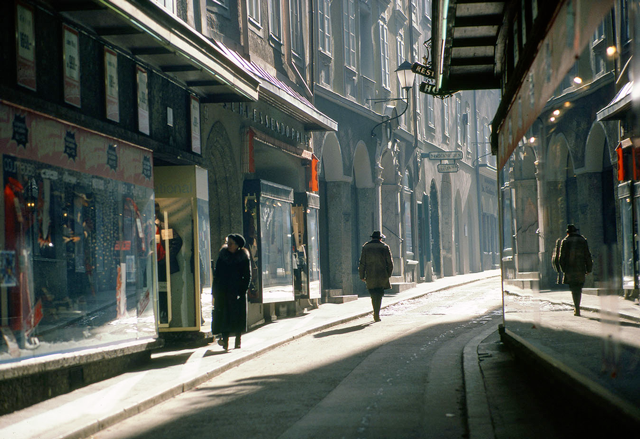 The Getreidegasse, Salzburg, Austria
©1981 Kent Miles