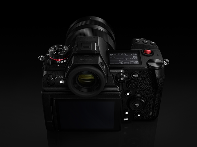 The Panasonic Lumix S1H body 