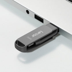 JumpDrive-Dual-Features-2