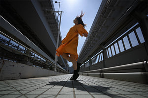 woman dancing in the street