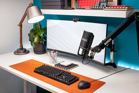 Rode NT-USB mic on the PSA1+ mic arm on desk work station