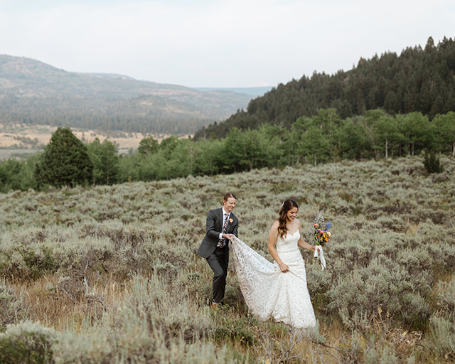 Chelsea Fabrizio photography image of bride and groom in field 